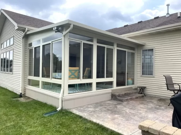 US Three Season Studio Sunroom